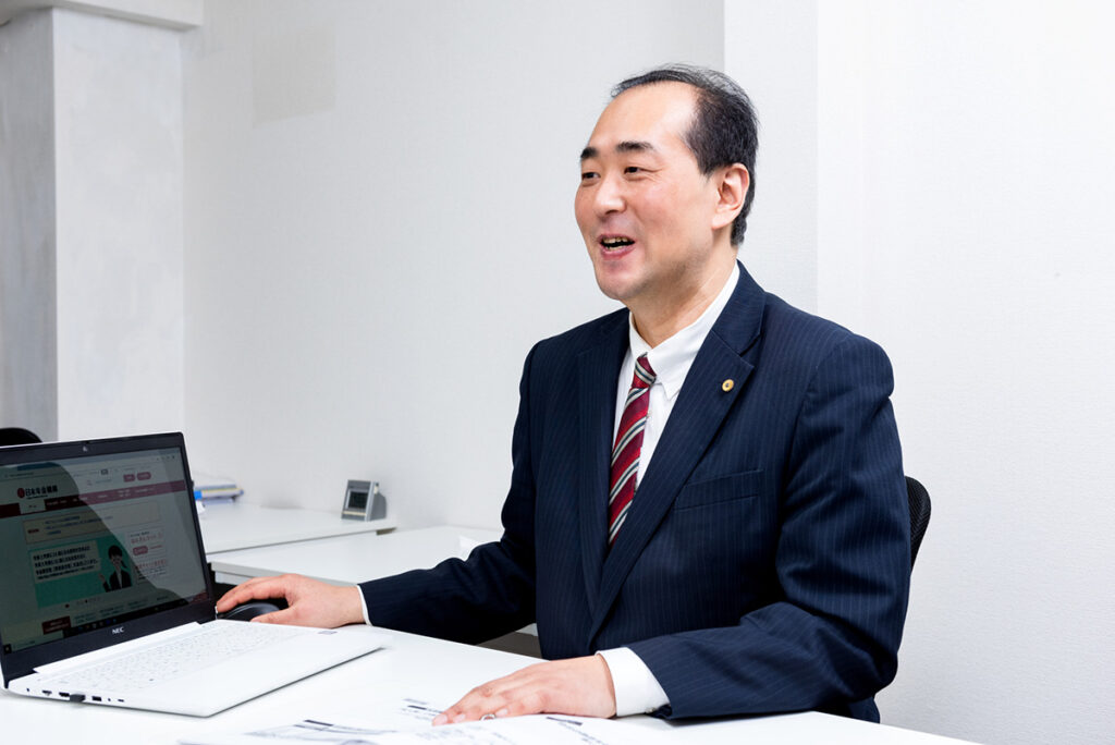 鈴﨑治男氏